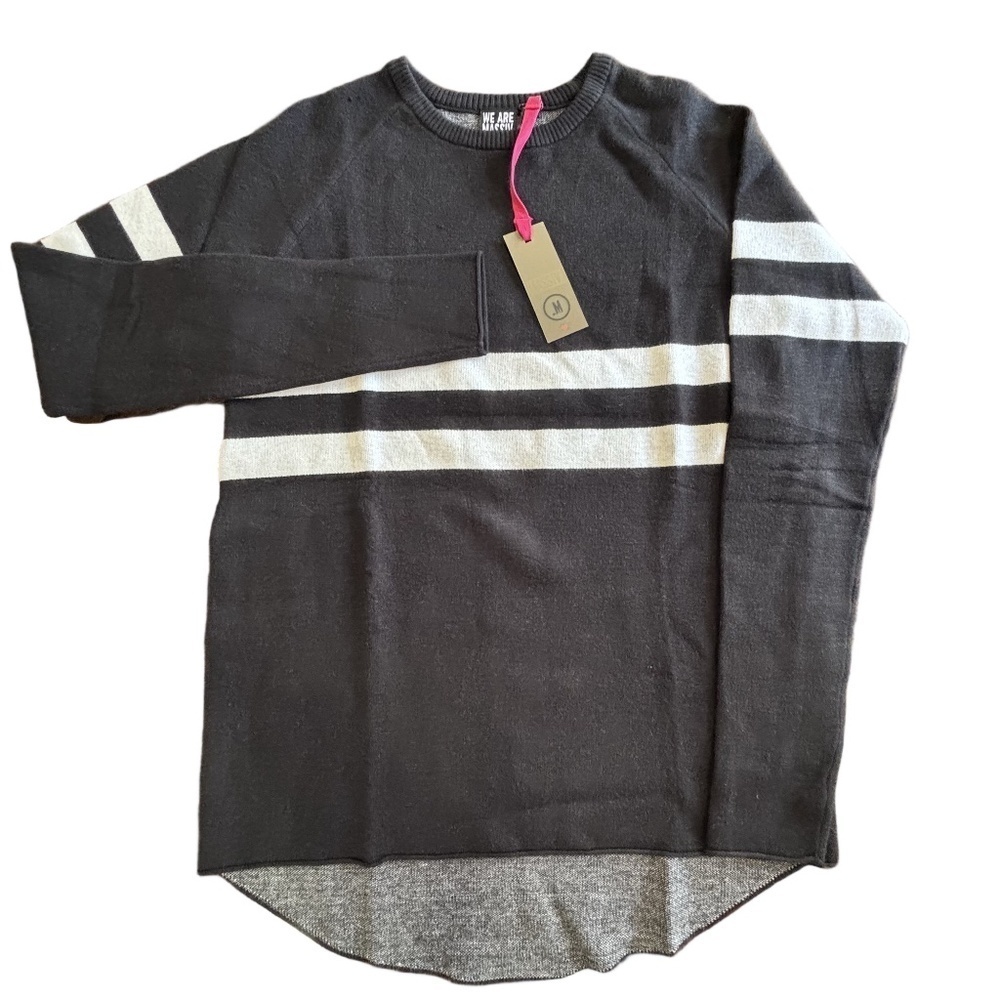 NWT We Are Massiv. City of Angels coast stripe crew neck sweater hi/low hem sz M